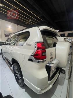 تۆیۆتا لاندكروزر پرادۆ